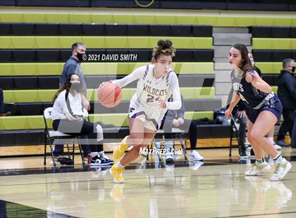 Thumbnail 1 in Blue Springs vs Aquinas (810 Varsity Showcase) photogallery.