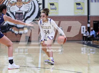 Thumbnail 3 in Blue Springs vs Aquinas (810 Varsity Showcase) photogallery.