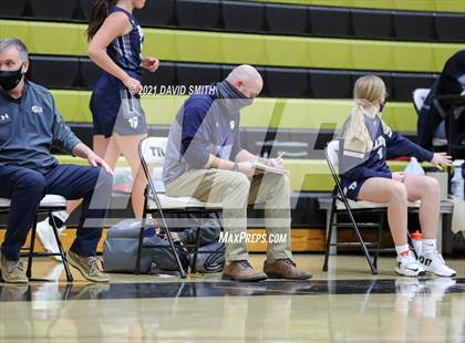 Thumbnail 1 in Blue Springs vs Aquinas (810 Varsity Showcase) photogallery.