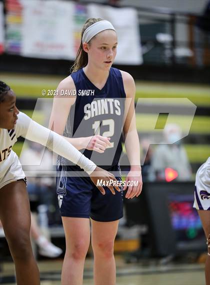 Thumbnail 1 in Blue Springs vs Aquinas (810 Varsity Showcase) photogallery.