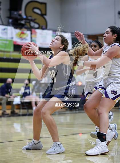 Thumbnail 1 in Blue Springs vs Aquinas (810 Varsity Showcase) photogallery.