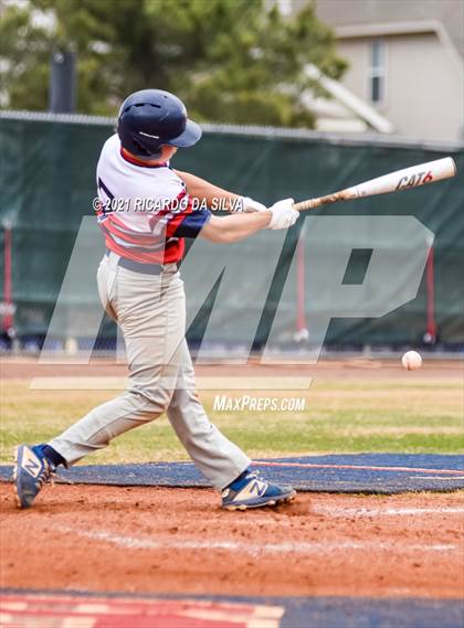 Thumbnail 1 in Tompkins vs Lamar photogallery.