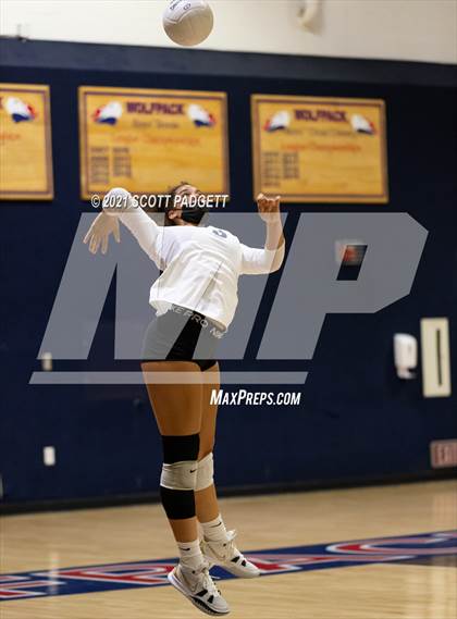 Thumbnail 3 in Vista Murrieta @ Great Oak photogallery.