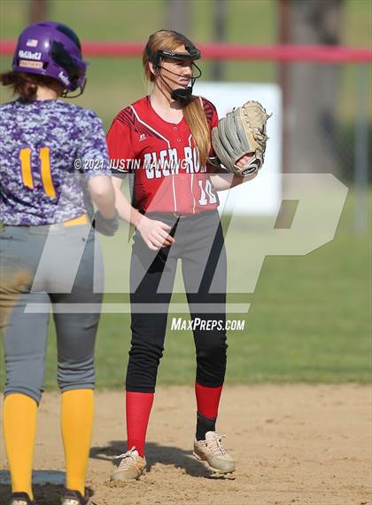 Thumbnail 2 in Ashdown @ Glen Rose photogallery.