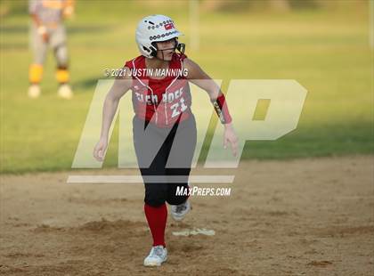Thumbnail 3 in Ashdown @ Glen Rose photogallery.