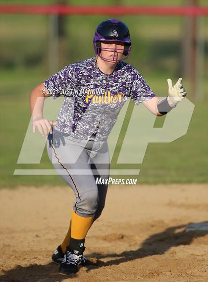 Thumbnail 1 in Ashdown @ Glen Rose photogallery.