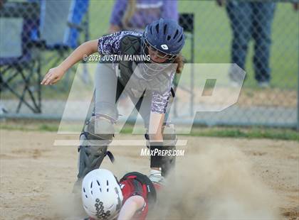 Thumbnail 2 in Ashdown @ Glen Rose photogallery.