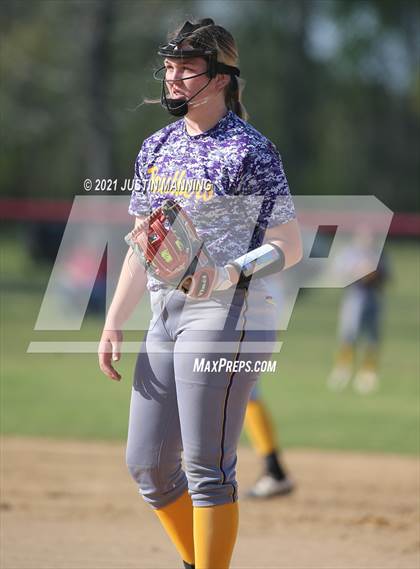 Thumbnail 2 in Ashdown @ Glen Rose photogallery.
