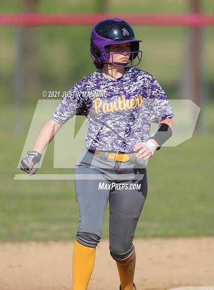 Thumbnail 2 in Ashdown @ Glen Rose photogallery.
