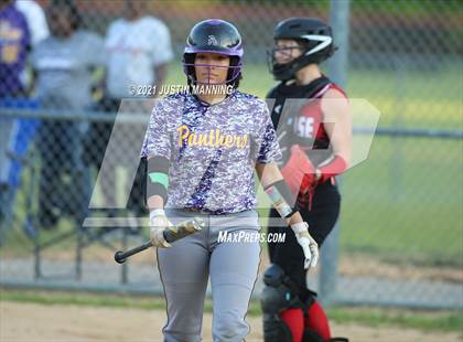 Thumbnail 1 in Ashdown @ Glen Rose photogallery.