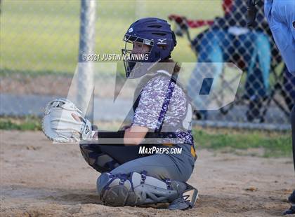 Thumbnail 2 in Ashdown @ Glen Rose photogallery.