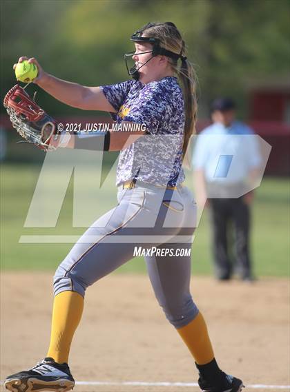 Thumbnail 2 in Ashdown @ Glen Rose photogallery.