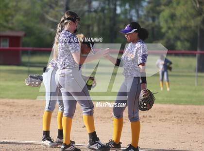 Thumbnail 1 in Ashdown @ Glen Rose photogallery.