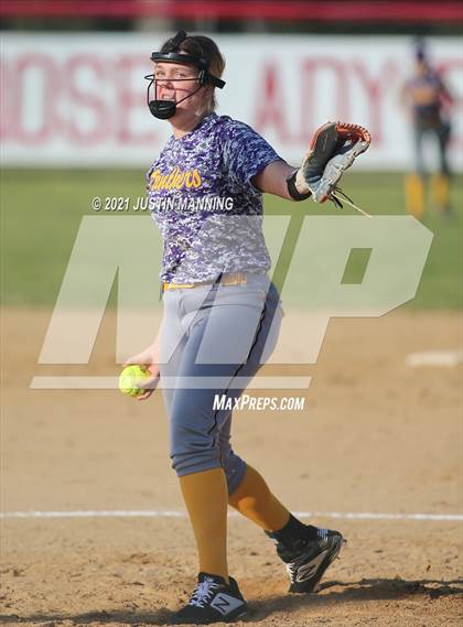 Thumbnail 1 in Ashdown @ Glen Rose photogallery.