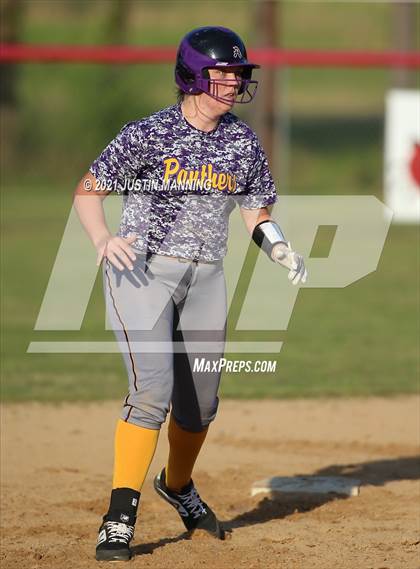 Thumbnail 1 in Ashdown @ Glen Rose photogallery.