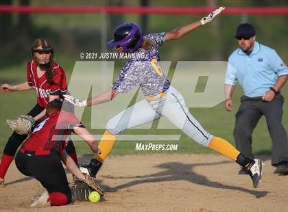 Thumbnail 2 in Ashdown @ Glen Rose photogallery.