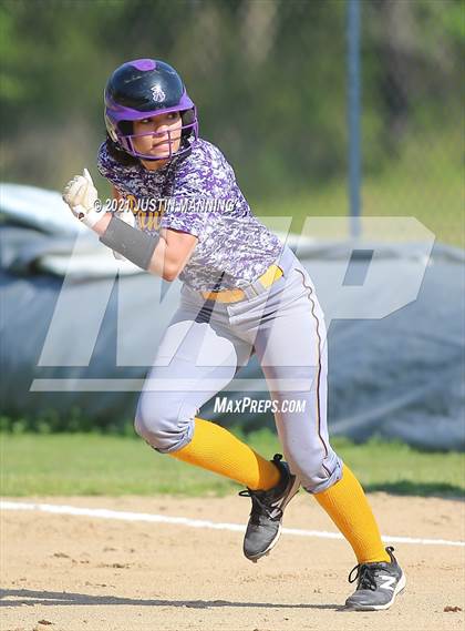 Thumbnail 1 in Ashdown @ Glen Rose photogallery.