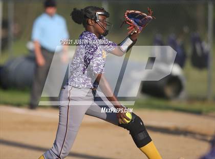 Thumbnail 2 in Ashdown @ Glen Rose photogallery.