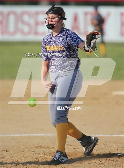 Thumbnail 2 in Ashdown @ Glen Rose photogallery.
