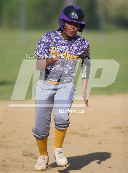Thumbnail 1 in Ashdown @ Glen Rose photogallery.