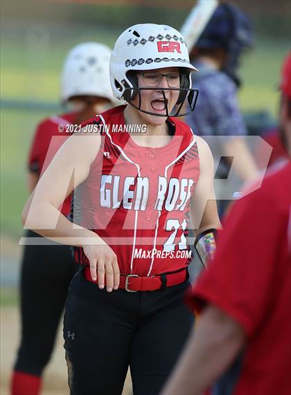 Thumbnail 1 in Ashdown @ Glen Rose photogallery.
