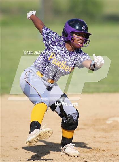 Thumbnail 1 in Ashdown @ Glen Rose photogallery.
