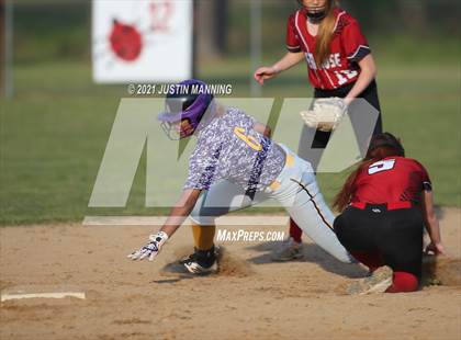 Thumbnail 2 in Ashdown @ Glen Rose photogallery.