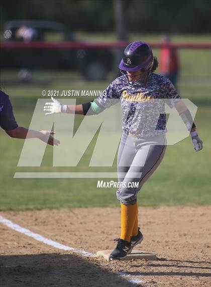 Thumbnail 1 in Ashdown @ Glen Rose photogallery.