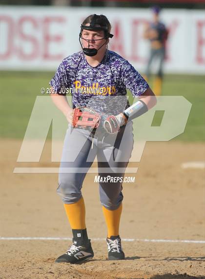 Thumbnail 2 in Ashdown @ Glen Rose photogallery.