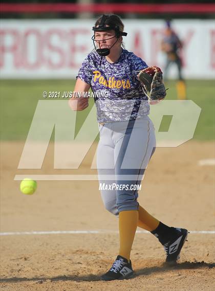 Thumbnail 3 in Ashdown @ Glen Rose photogallery.