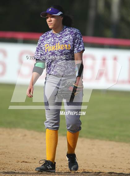 Thumbnail 3 in Ashdown @ Glen Rose photogallery.