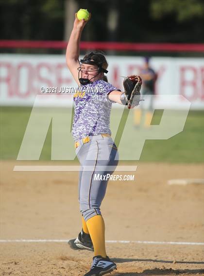 Thumbnail 1 in Ashdown @ Glen Rose photogallery.