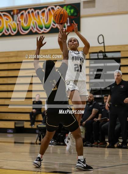 Thumbnail 3 in Salesian College Preparatory @ Bishop O'Dowd (O'Dowd MLK Classic) photogallery.