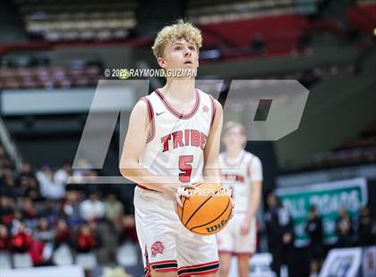 Thumbnail 1 in Chowchilla vs. Fowler (CIF CS Division VI Section Championship) photogallery.