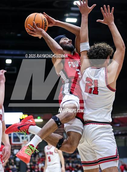 Thumbnail 3 in Chowchilla vs. Fowler (CIF CS Division VI Section Championship) photogallery.