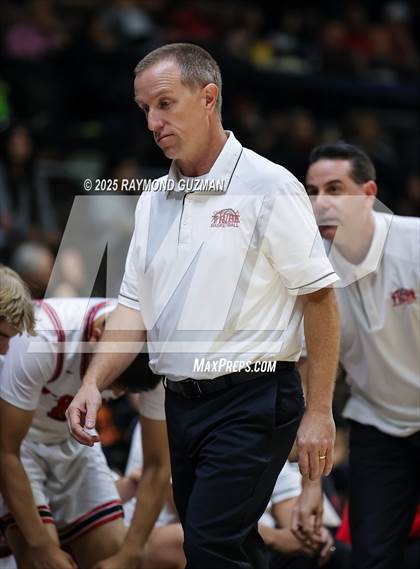 Thumbnail 1 in Chowchilla vs. Fowler (CIF CS Division VI Section Championship) photogallery.