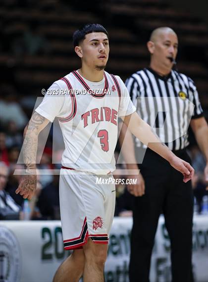 Thumbnail 1 in Chowchilla vs. Fowler (CIF CS Division VI Section Championship) photogallery.