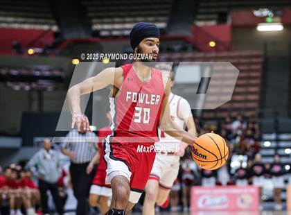 Thumbnail 3 in Chowchilla vs. Fowler (CIF CS Division VI Section Championship) photogallery.
