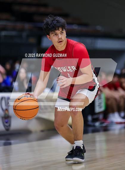 Thumbnail 3 in Chowchilla vs. Fowler (CIF CS Division VI Section Championship) photogallery.