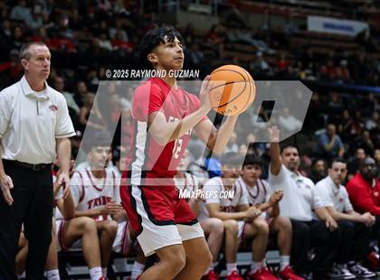 Thumbnail 1 in Chowchilla vs. Fowler (CIF CS Division VI Section Championship) photogallery.