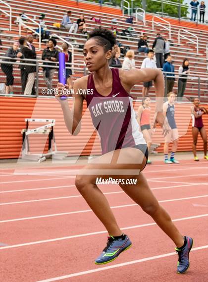 Thumbnail 1 in 2018 Loucks Games (Women's Open Distance Medley) photogallery.