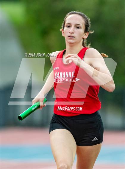Thumbnail 2 in 2018 Loucks Games (Women's Open Distance Medley) photogallery.