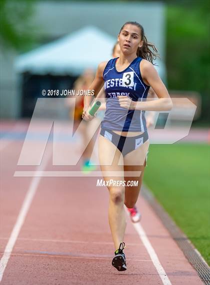 Thumbnail 1 in 2018 Loucks Games (Women's Open Distance Medley) photogallery.