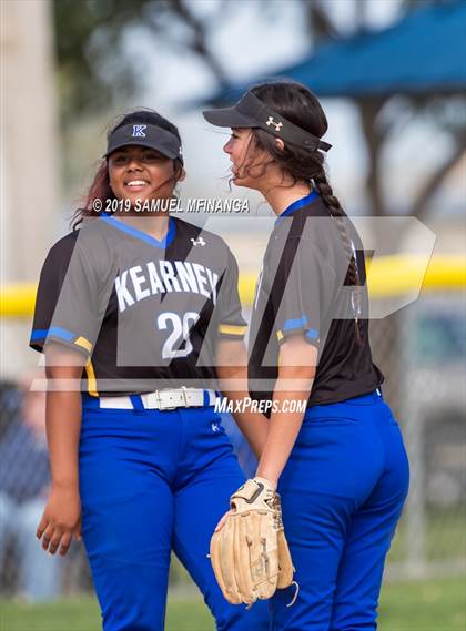 Thumbnail 3 in Kearney vs. Lincoln East photogallery.