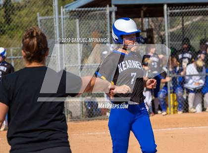 Thumbnail 2 in Kearney vs. Lincoln East photogallery.