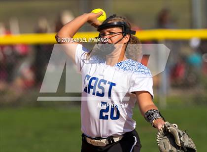 Thumbnail 3 in Kearney vs. Lincoln East photogallery.