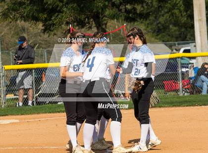 Thumbnail 1 in Kearney vs. Lincoln East photogallery.