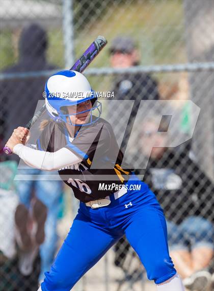 Thumbnail 1 in Kearney vs. Lincoln East photogallery.