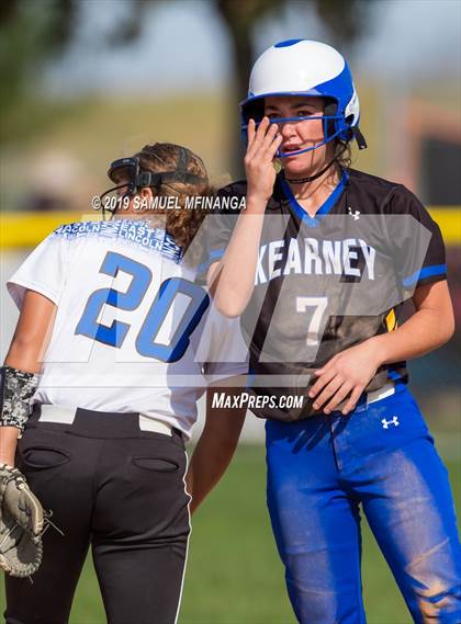 Thumbnail 3 in Kearney vs. Lincoln East photogallery.