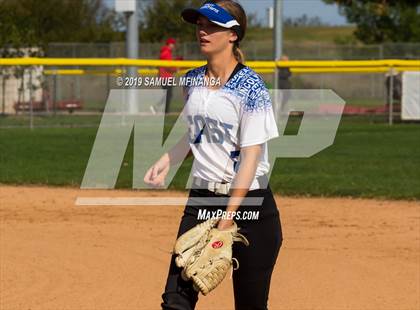 Thumbnail 1 in Kearney vs. Lincoln East photogallery.